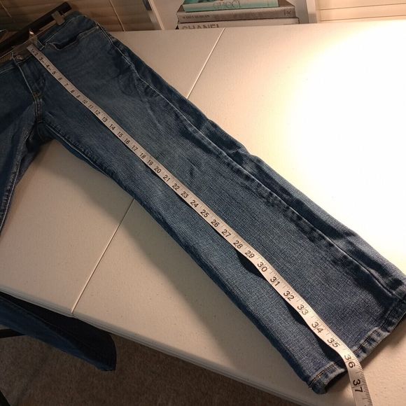 Levi's Jeans Classic Straight Womens Size 6 Medium Wash Stretch Denim Orange Tab - Picture 9 of 10